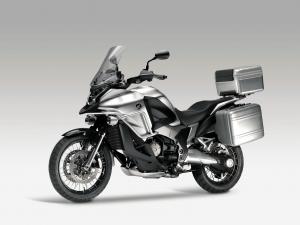 Honda V4 Crosstourer Concept